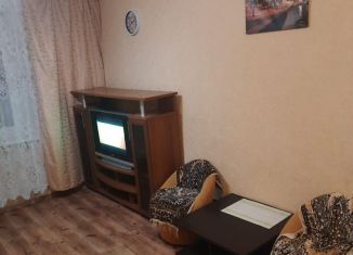 Аренда комнаты, 18 м2, Старый Оскол, микрорайон Приборостроитель, 53