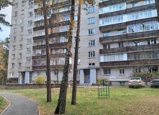 Продам 2-ком. квартиру, 51 м2, Протвино, Молодёжный проезд, 4