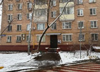 Сдается в аренду квартира студия, 31.5 м2, Москва, Верхняя улица, 1, метро Маяковская