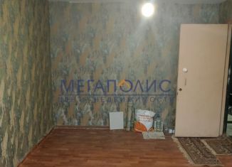 Продам комнату, 17 м2, Балаково, проспект Героев, 27