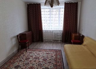 Сдача в аренду 1-ком. квартиры, 30 м2, Тюмень, улица Ватутина, 16, Центральный округ