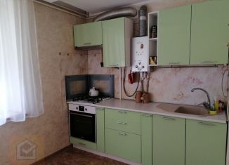 Продам 1-ком. квартиру, 34.8 м2, поселок городского типа Заозерное, Садовая улица, 1