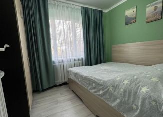 Сдам в аренду двухкомнатную квартиру, 30 м2, Кисловодск, улица Кутузова, 24