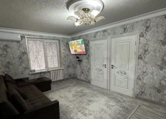 Сдача в аренду 3-ком. квартиры, 70 м2, Грозный, улица Каменщиков, 12