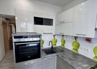 Продается 2-ком. квартира, 36.4 м2, Севастополь, улица Челюскинцев, 34А