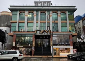 Продаю торговую площадь, 12 м2, Махачкала, улица Магомеда Ярагского, 28