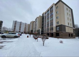 Продается 1-ком. квартира, 30.2 м2, Киров, Садаковская улица, 10