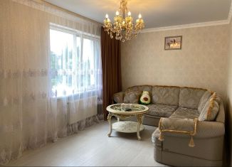 Продам 3-комнатную квартиру, 82 м2, Ялта, Изобильная улица, 10