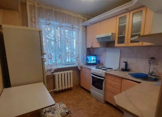 Сдаю в аренду 2-ком. квартиру, 45 м2, Красноярский край, улица Королёва, 14