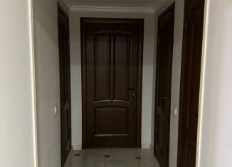 Сдаю в аренду офис, 70 м2, Махачкала, улица Магомета Гаджиева, 198, Кировский внутригородской район