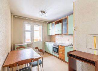 Сдается в аренду 2-ком. квартира, 55 м2, Москва, улица Генерала Кузнецова, 19к1, метро Жулебино