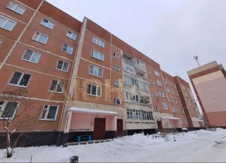 Продам 3-ком. квартиру, 67.5 м2, поселок городского типа Чистые Боры, Лесной микрорайон, 4