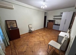 Продам 3-ком. квартиру, 57 м2, Ростов-на-Дону, проспект Стачки, 186, Советский район