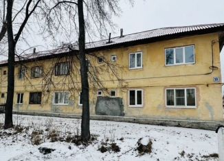 Продаю 2-комнатную квартиру, 41.3 м2, Асбест, Пионерская улица, 10