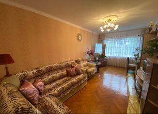 3-ком. квартира на продажу, 68 м2, Лабинск, улица Турчанинова, 190