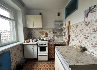 Продам 3-ком. квартиру, 57 м2, поселок городского типа Голынки, улица Ленина, 9