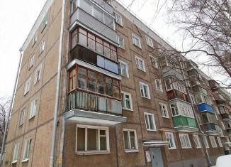 Продается 2-комнатная квартира, 46 м2, Киров, улица Карла Либкнехта, 34, Октябрьский район