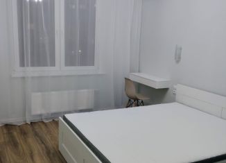 Сдается 2-комнатная квартира, 38 м2, Москва, улица Юлиана Семёнова, 8к2, ЖК Лучи