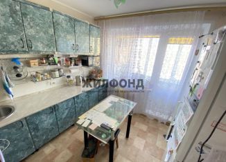 Продам 2-ком. квартиру, 55 м2, Петропавловск-Камчатский, Якорная улица, 3