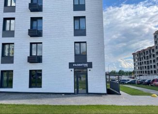 Продаю помещение свободного назначения, 142 м2, деревня Хохряки, микрорайон Богатыри, 10