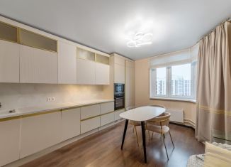 Продажа 3-комнатной квартиры, 76 м2, Московская область, Парковая улица, 1