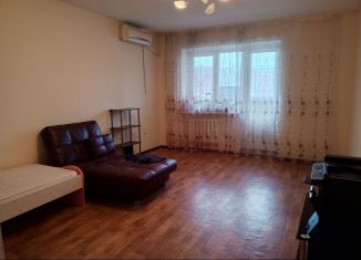 Продаю 3-ком. квартиру, 95 м2, Ростов-на-Дону, улица Жмайлова