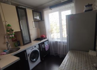 Продам 1-ком. квартиру, 31 м2, Кропоткин, Аэродромный переулок, 1