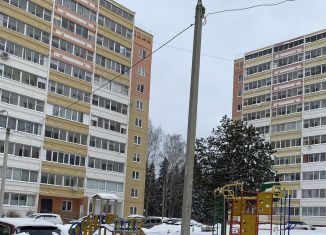 Сдам двухкомнатную квартиру, 52 м2, Ижевск, улица Холмогорова, 75