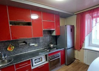 Продаю 3-ком. квартиру, 58.8 м2, Ярославль, улица Труфанова, 22