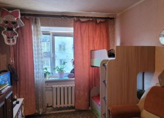 Продам комнату, 13 м2, Тюмень, улица Декабристов, 148