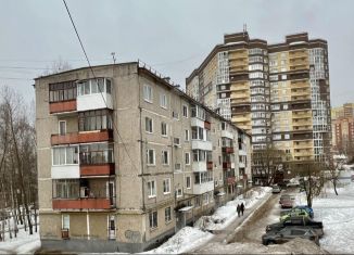 Аренда трехкомнатной квартиры, 70 м2, Пермь, Янаульская улица, 12