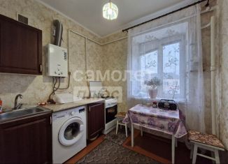 Продаю 2-комнатную квартиру, 45 м2, Славянск-на-Кубани, Рыночная улица, 242