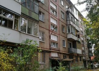 Продаю 2-комнатную квартиру, 48 м2, Саратов, Безымянная улица, 4