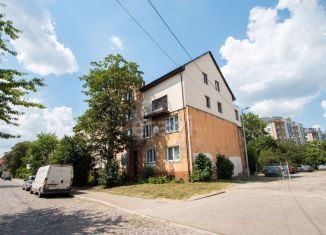 Продам 4-комнатную квартиру, 129.9 м2, Калининград, улица Чернышевского, 72А