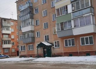 Продам 4-комнатную квартиру, 62 м2, Бердск, Микрорайон, 25