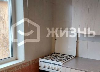 Продам 3-комнатную квартиру, 59 м2, Екатеринбург, улица Пальмиро Тольятти, 16, метро Площадь 1905 года