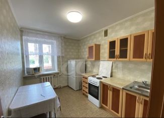 Сдаю 1-ком. квартиру, 40 м2, Тюменская область, Полевая улица, 27к2