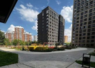 Продается 4-комнатная квартира, 106 м2, Москва, улица Ивана Франко, 6, ЗАО