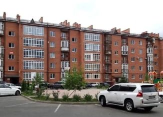 Продажа 1-ком. квартиры, 54 м2, Владикавказ, улица Морских Пехотинцев, 15А, 12-й микрорайон