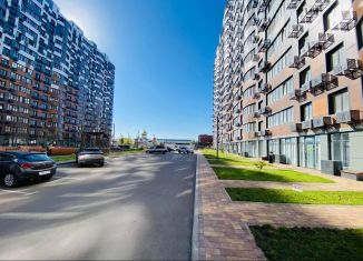 Продажа 3-ком. квартиры, 66 м2, Краснодар, улица Кирилла Россинского, 3/1к1, улица Кирилла Россинского