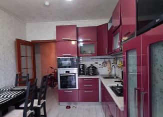 Продам 2-комнатную квартиру, 64 м2, Ярославль, улица Доронина, 10