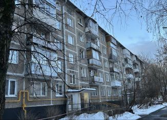 Продажа однокомнатной квартиры, 32 м2, Москва, Парковая улица, 3, район Митино