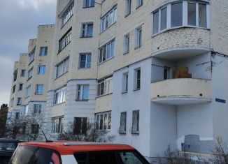 Продается 2-ком. квартира, 55 м2, Тверь, улица Резинстроя, 3