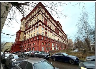 Продам квартиру студию, 19.3 м2, Москва, Космодамианская набережная, 4/22А, метро Новокузнецкая