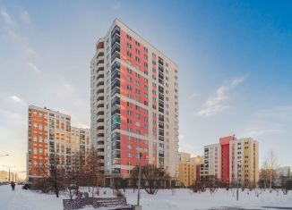 Продажа 2-комнатной квартиры, 56.4 м2, Екатеринбург, метро Чкаловская, улица Краснолесья, 109