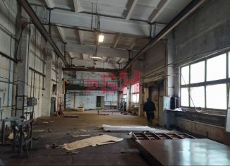 Сдам склад, 350 м2, поселок городского типа Новосемейкино, Промышленное шоссе, 8