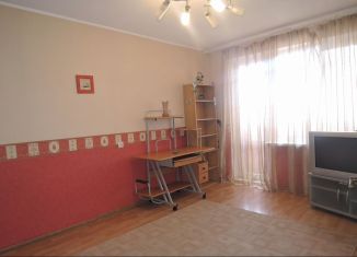 Продаю 1-ком. квартиру, 33 м2, Ростов-на-Дону, улица Добровольского, 10, Ворошиловский район