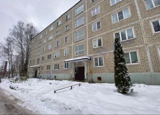 Продается 1-комнатная квартира, 28 м2, Яхрома, улица Ленина, 40