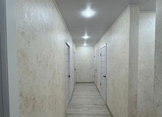 Продаю четырехкомнатную квартиру, 91 м2, Хабаровск, улица Машинистов, 33А