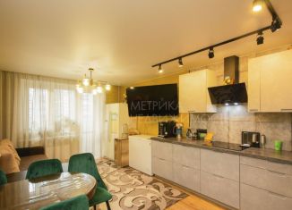 Продам 3-комнатную квартиру, 84 м2, Тюмень, улица Валентины Трофимовой, 13